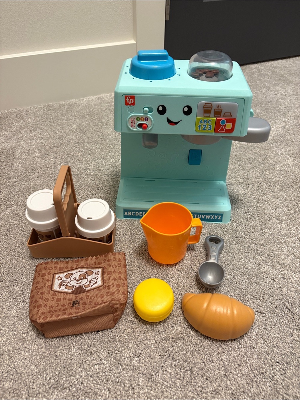 Fisher-Price Laugh & Learn Learn & Serve Coffee Cafe toddler electronic toy